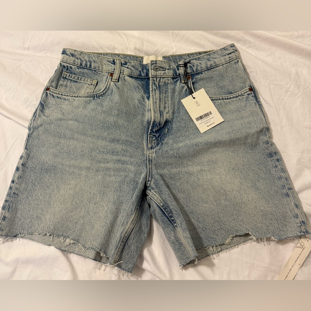 Reformation Raye Mid Rise 6” Relaxed Jean Shorts Yarra Blue Color - Size 29